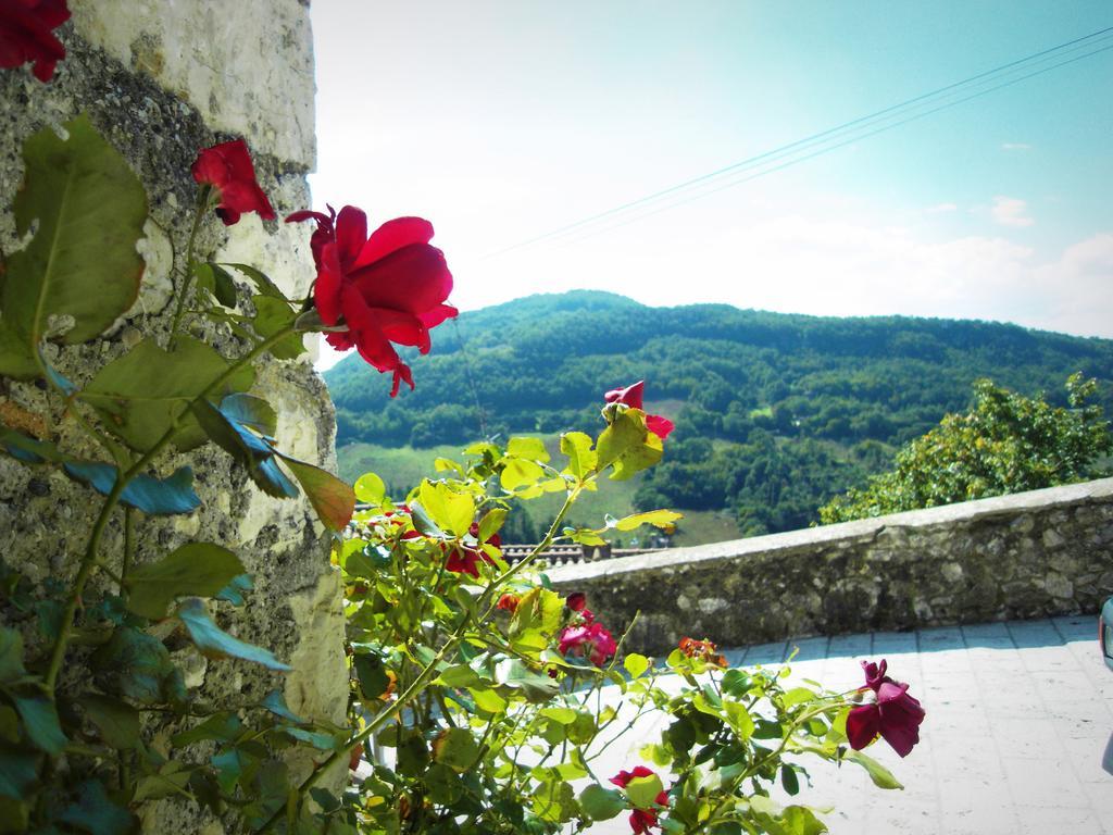 Guest House Il Borgo Di Sempronio Semproniano Kültér fotó