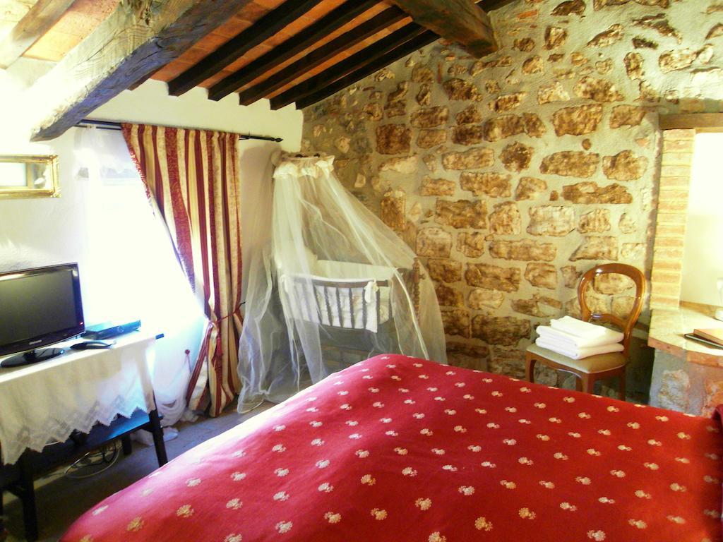 Guest House Il Borgo Di Sempronio Semproniano Szoba fotó
