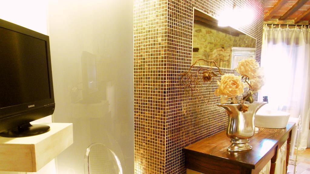 Guest House Il Borgo Di Sempronio Semproniano Szoba fotó